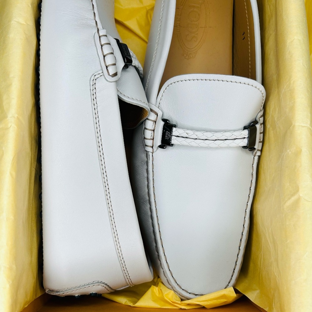 TODs Gommino Loafers BNIB